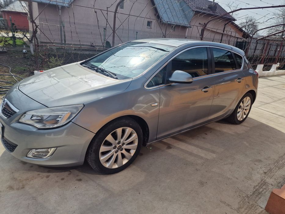 Opel astra J 1.3 cdti,consum redus
