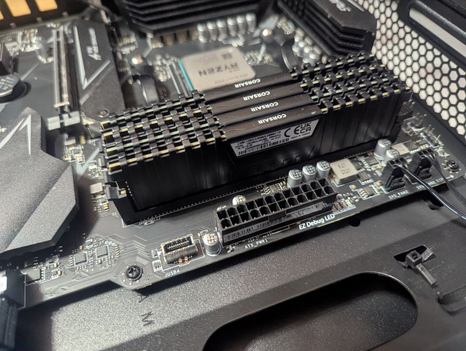 Компютър / workstation