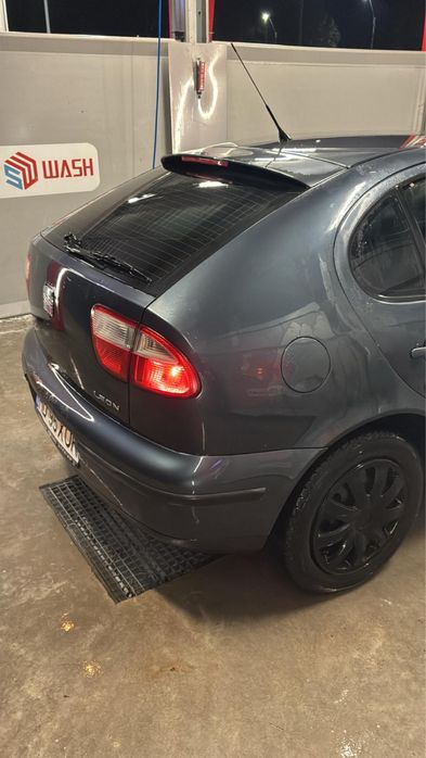 Vand SEAT LEON 1,6 benzina
