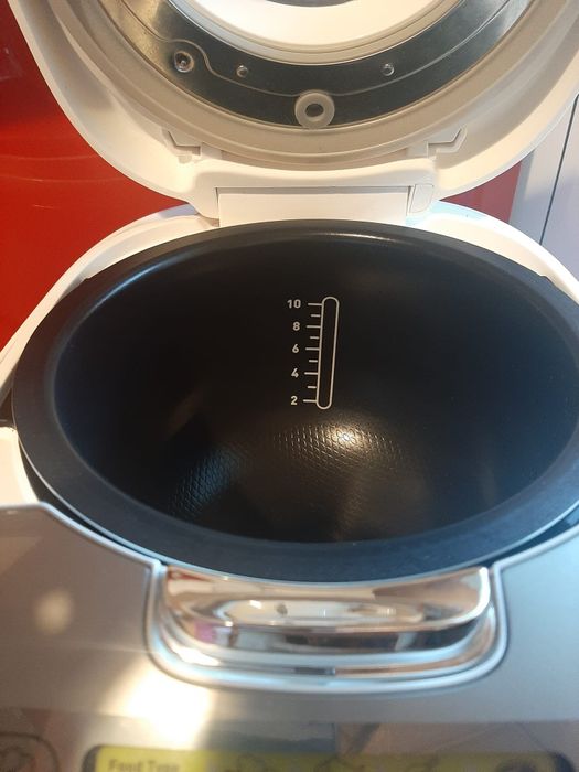 Vând advanced multicooker Tefal 12-in-1, stare foarte bună