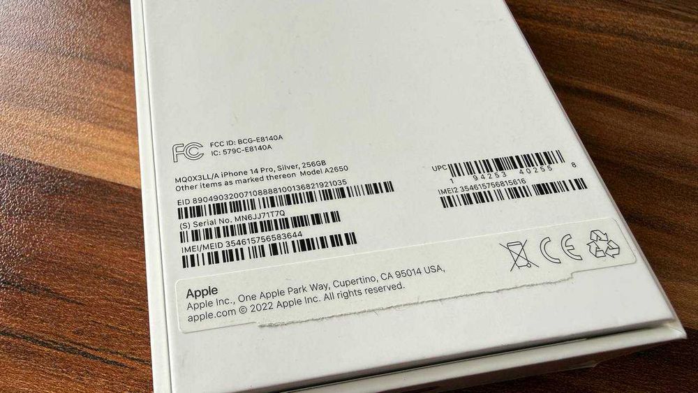 iPhone 14 Pro бял