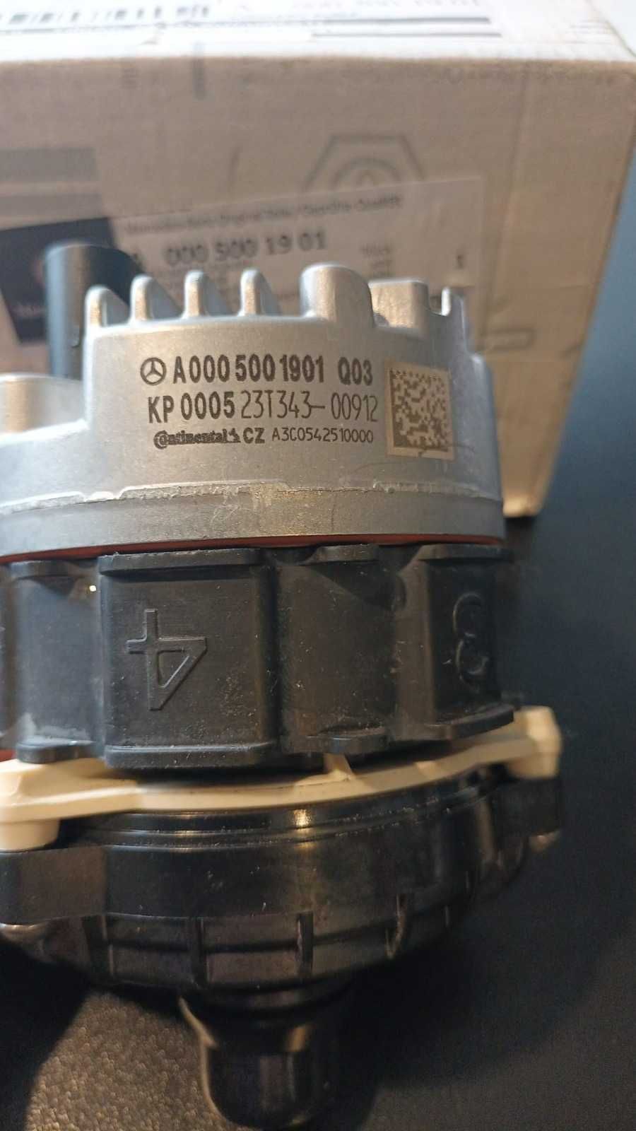 vand pompa apa Mercedes A 000 500 19 01