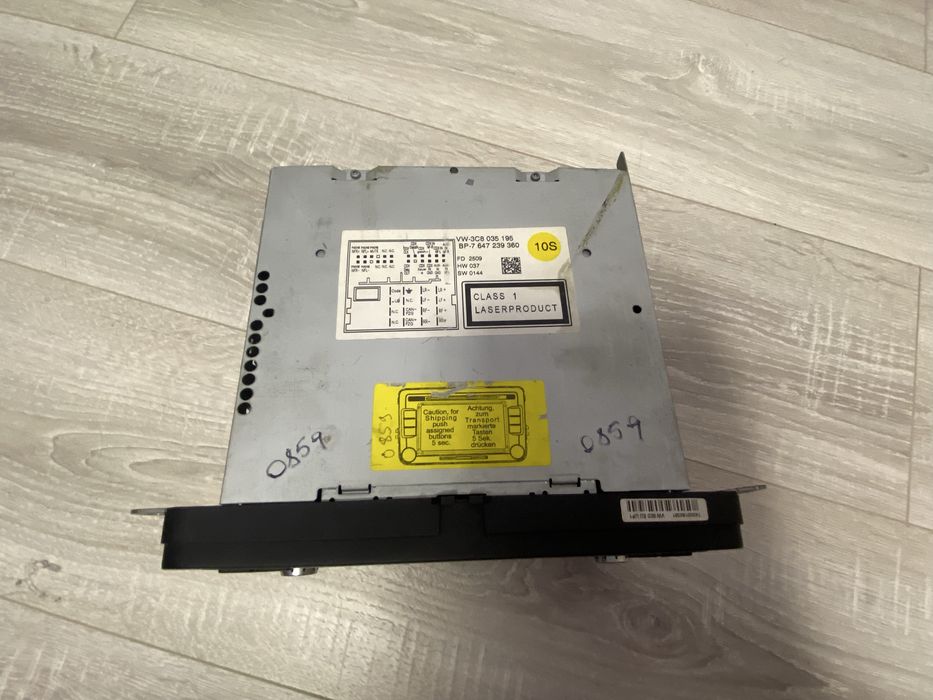 Navigatie mare VW, perfect functionala