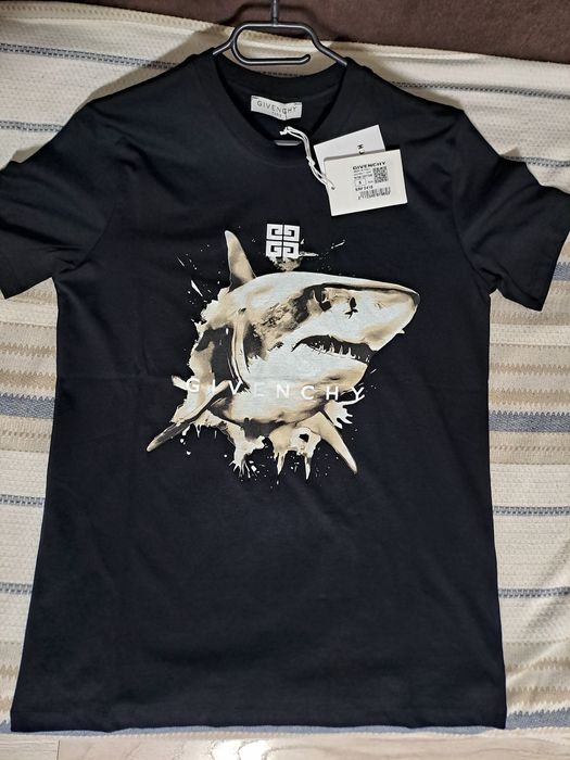 Tricouri/pantaloni  Calitate Premium