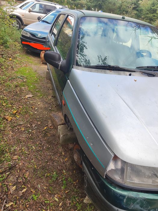 Рено Клио 1.2i на части