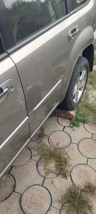 Nissan xtrail t30