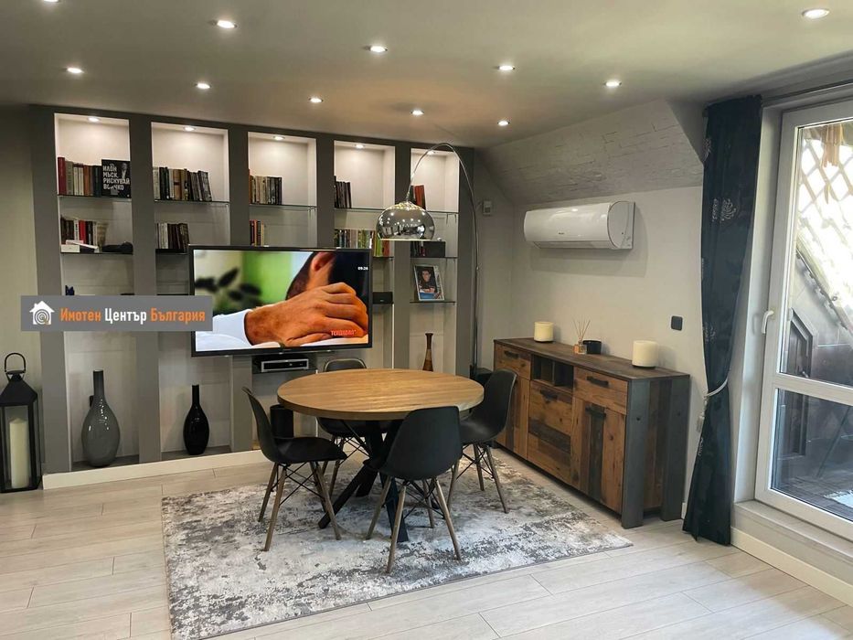 Продава се Тристаен апартамент в София, Лозенец - 100 кв.м за 4680 €/кв.м - Снимка #1