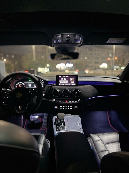 Kia stinger gt 3.3 twin turbo