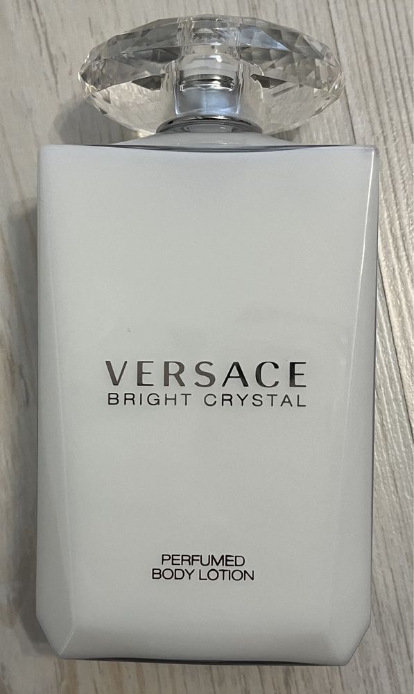 Versace Bright Crystal лосион за тяло