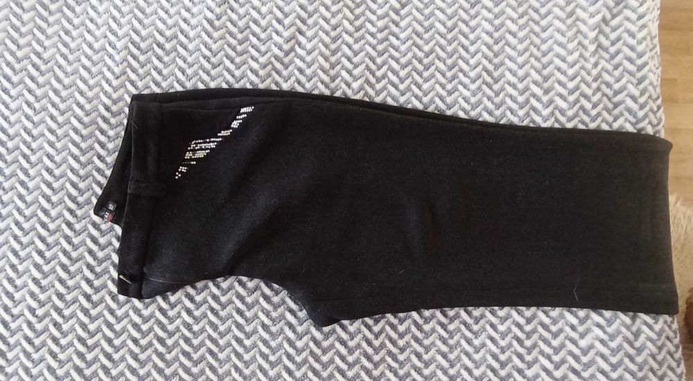 Брюки женские, клёш, тёплые, тёмно-серые.