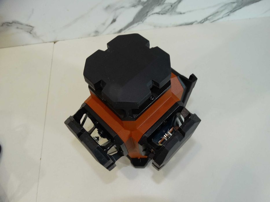 Black November Hilti PM 50 - 22 / Nuron - Мултилинеен лазерен нивелир