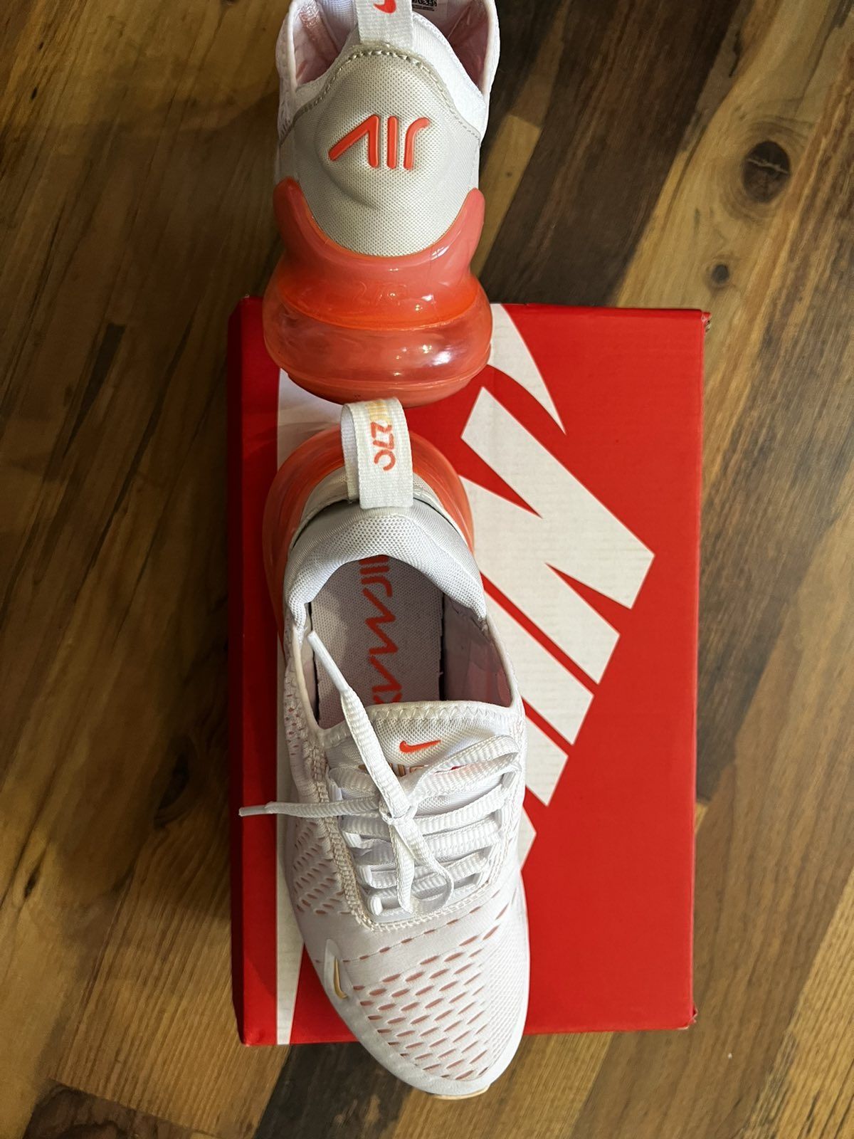 Оригинални маратонки Nike air max 270