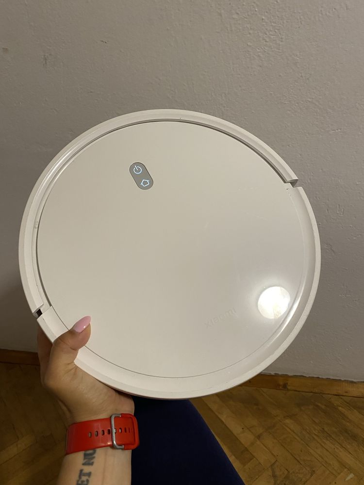Прахосмукачка робот Xiaomi robot vacuum E10