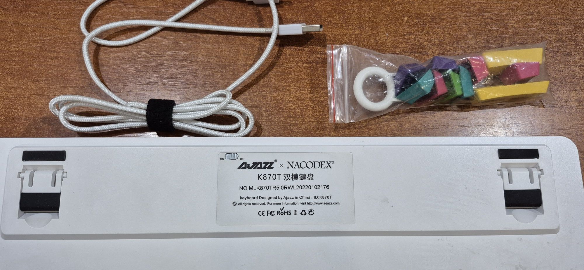 Bluetooth  Клавиатура AJAZZ с RGB подсветкой