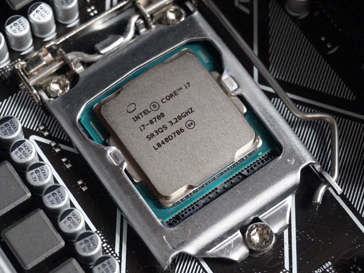 Процесор CPU Intel Core i7 8700 6/12 ЯДРА DDR4 LGA 1151 65W