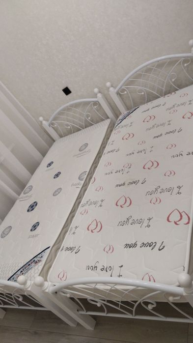 Продам детский кровать  2 шт.