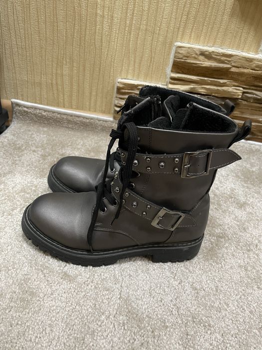 Продам обувь ZARA 36 размер