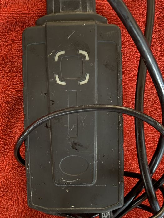 Tester auto, ce se vede in poze