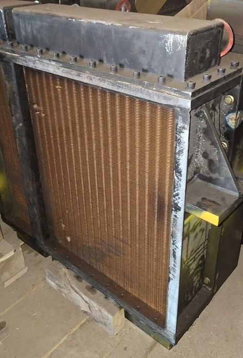 Медный радиатор.