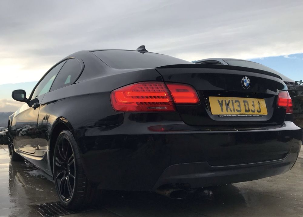 Dezmembrez BMW 320d E92 LCI an 2013 2.0d N47 -184cp,M ,volan M padele