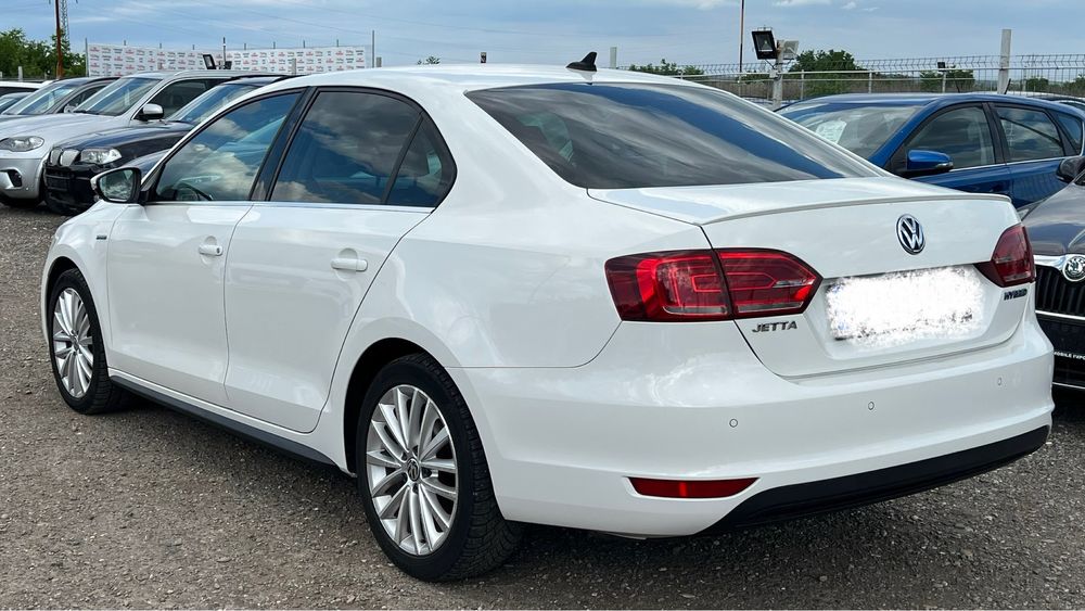 Volkswagen Jetta 2013 – 1.4 TSI Hybrid Benzină-Electric