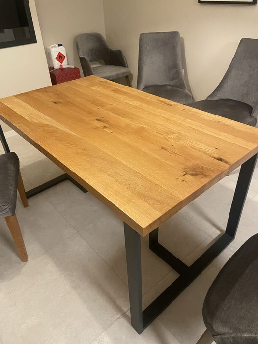 Плот за маса от естествен дъб