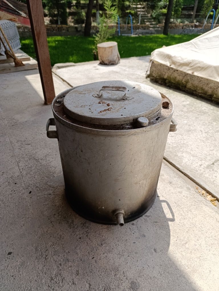 Продаётся воскотопка