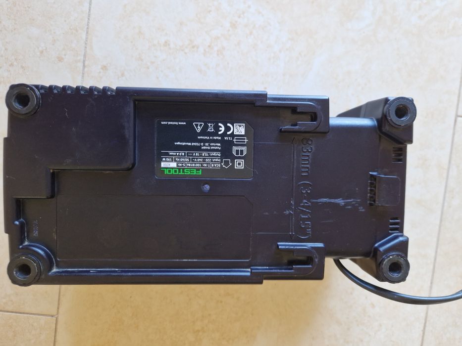 Festool SCA 8  - incarcator .