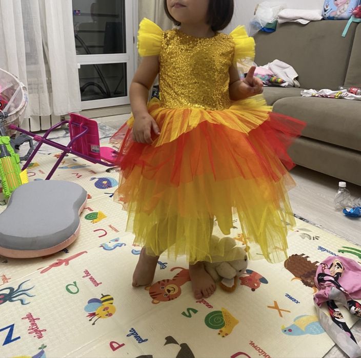 Продам нарядное детское платье