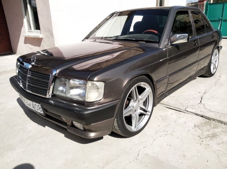 Бампер Пороги Мерседес w201 w190