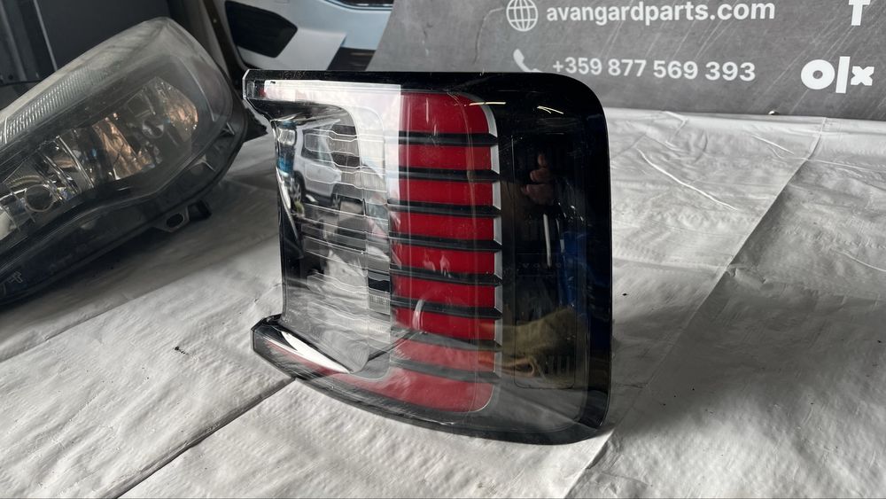 Ляв и десен стоп Volvo EX30 2023-