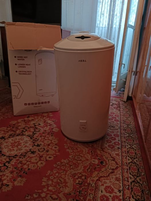 Vând boiler tesy nou în cutie