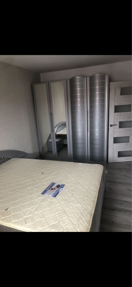 Vand apartament 4 camere centru Suceava 92 mp