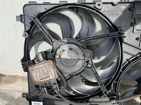 Ventilator radiator Volvo XC60 2009-2017 31293777 6G91-8C607-ND