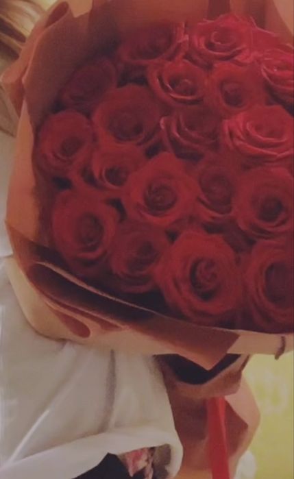 21 роз метровые