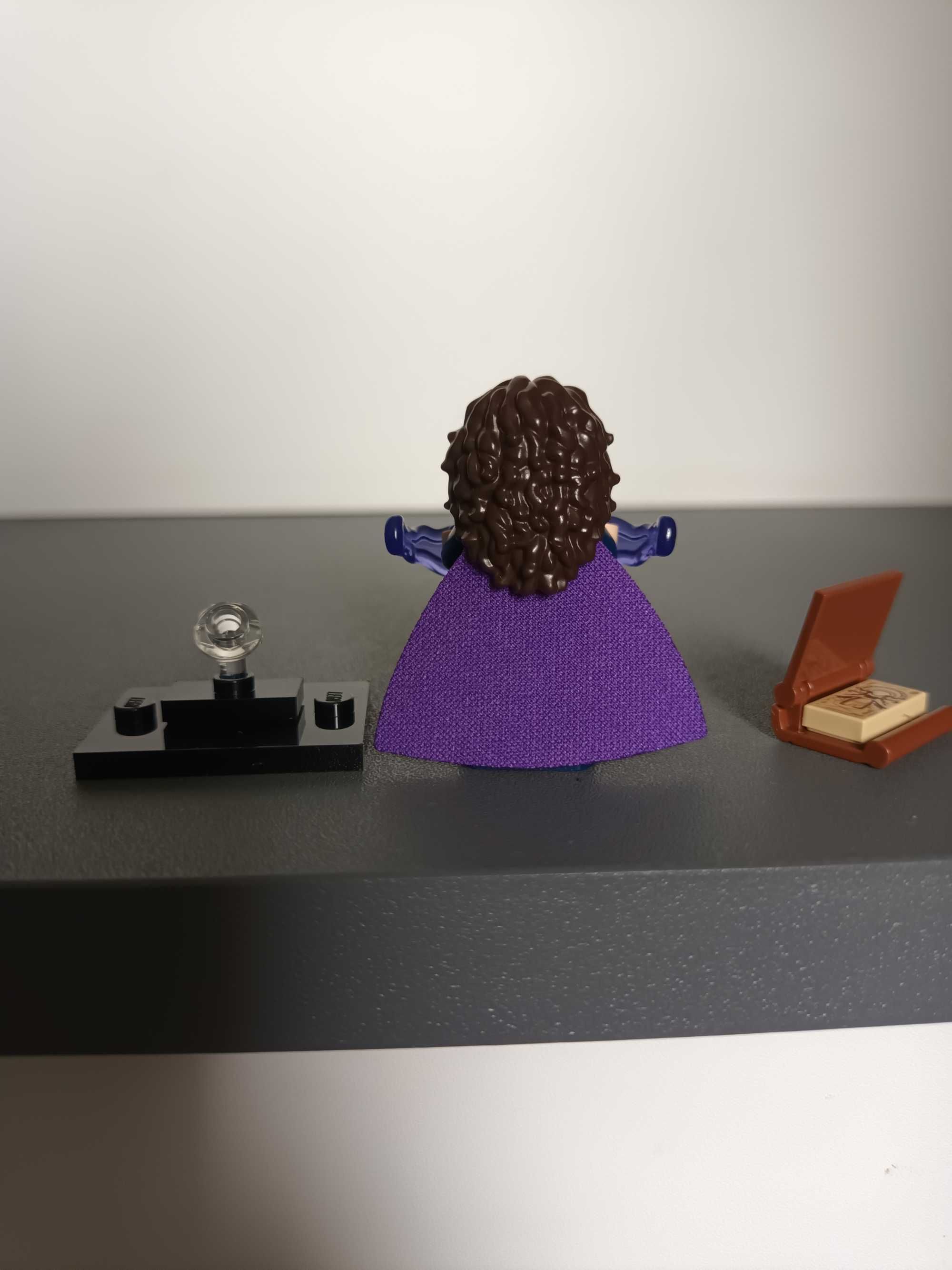 Figurină Lego Marvel | Agatha Harkness
