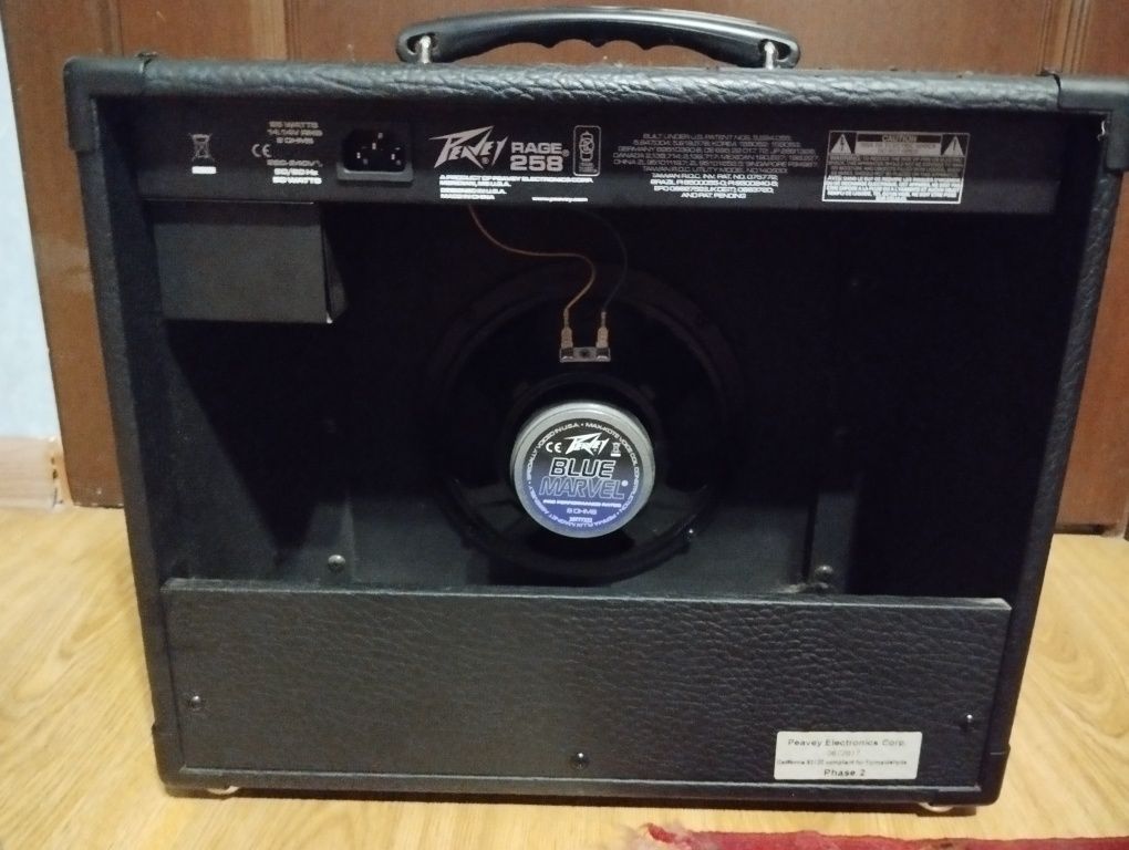 Комбик Peavey 258