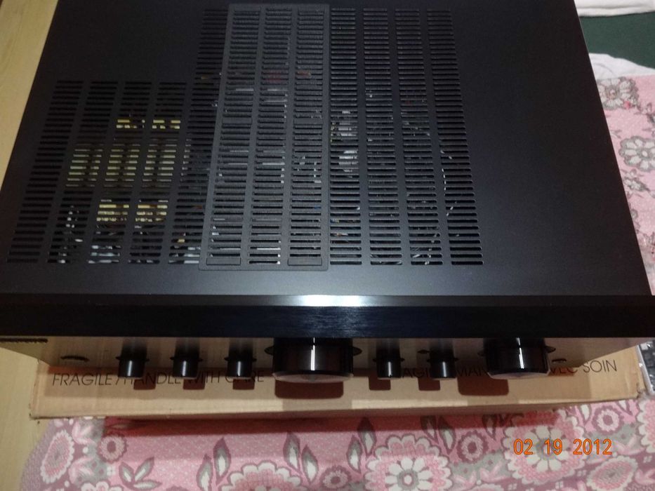 ONKYO A-9377 усилвател