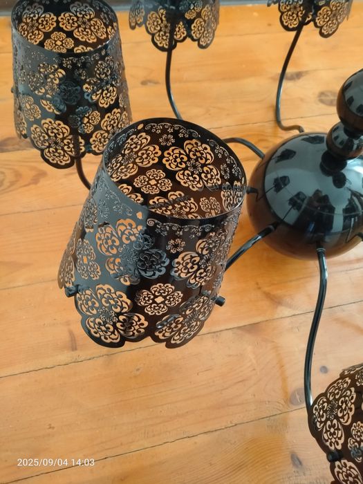 Продам люстру в хорошем состоянии