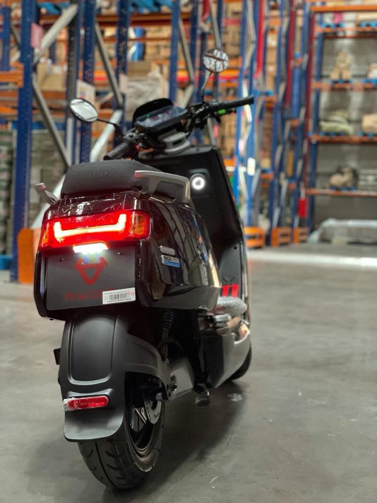NIU NQI Sport scooter