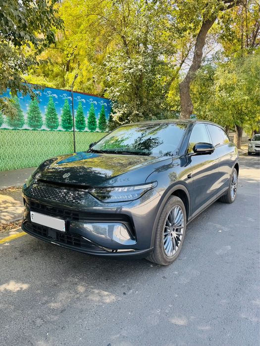Leap motor c11 hybrid 2024 yil 15.000 km yurgan