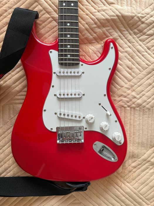 Гитара Fender Stratocaster