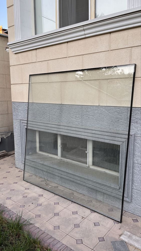 Продается стекло срочно