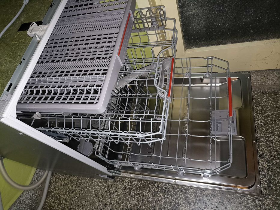 Съдомиялна Бош Bosch за вграждане