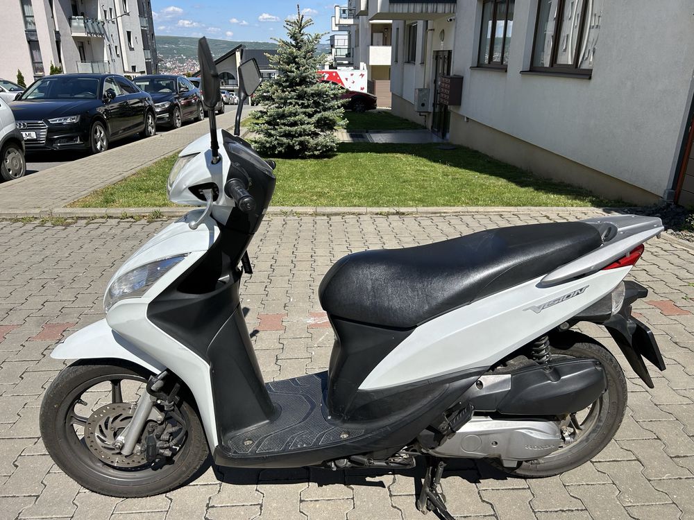 Honda vision 110 cc inmatriculat