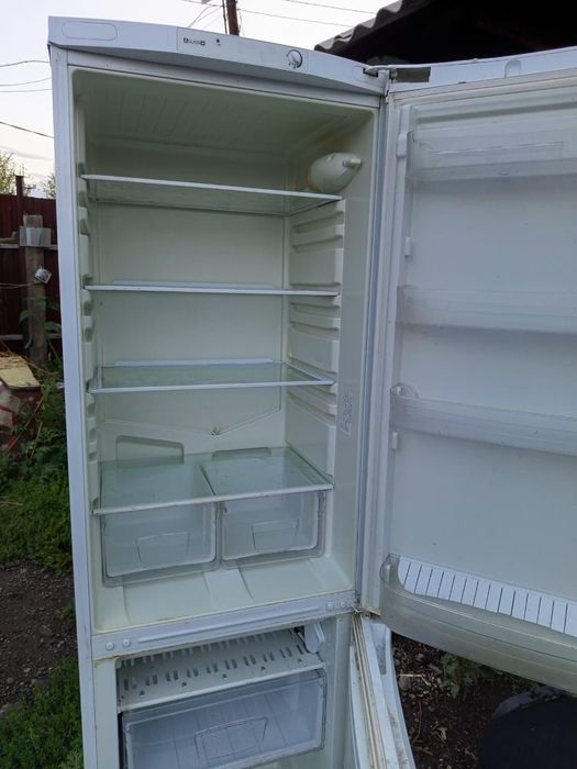 Холодильник хорошем состоянии