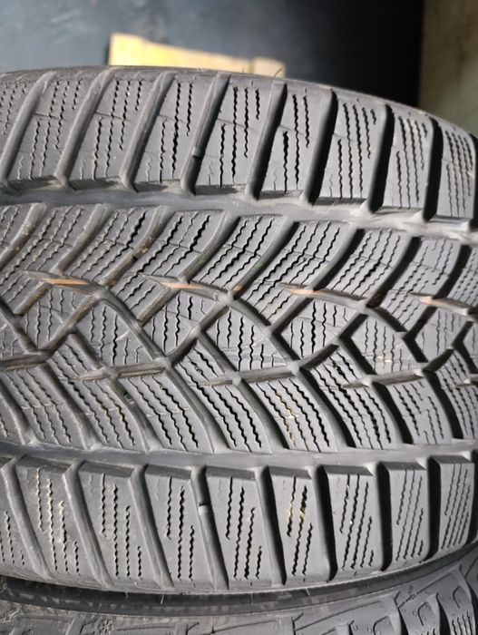 Anvelope de iarnă 225 40 18 Goodyear dot 2020.Top.