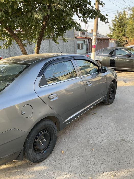 cobalt 2014  mokriy asfalt probeg 175038