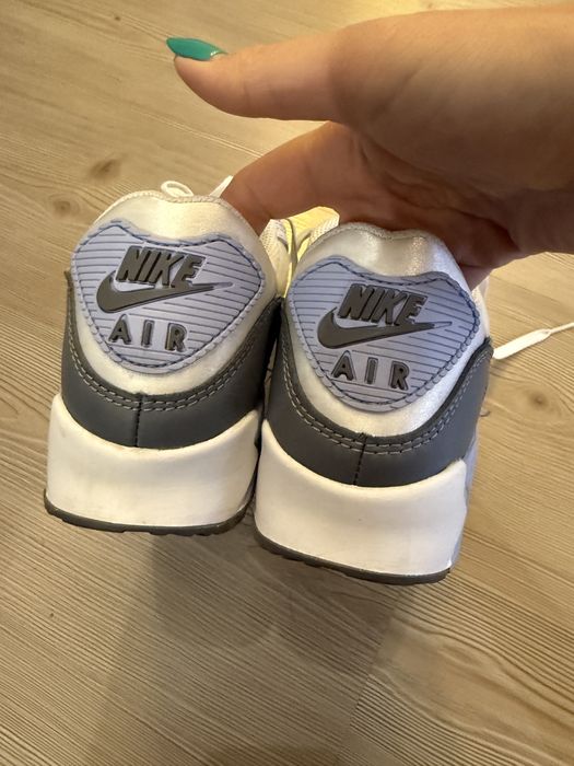 Маратонки “NIKE AIR MAX”