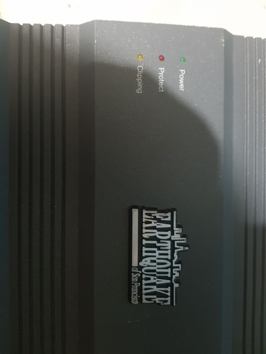 Statie auto earthQuake 4x250w 1x500w